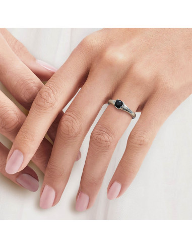 Sydney - Srebrny pierścionek z czarnym szafirem